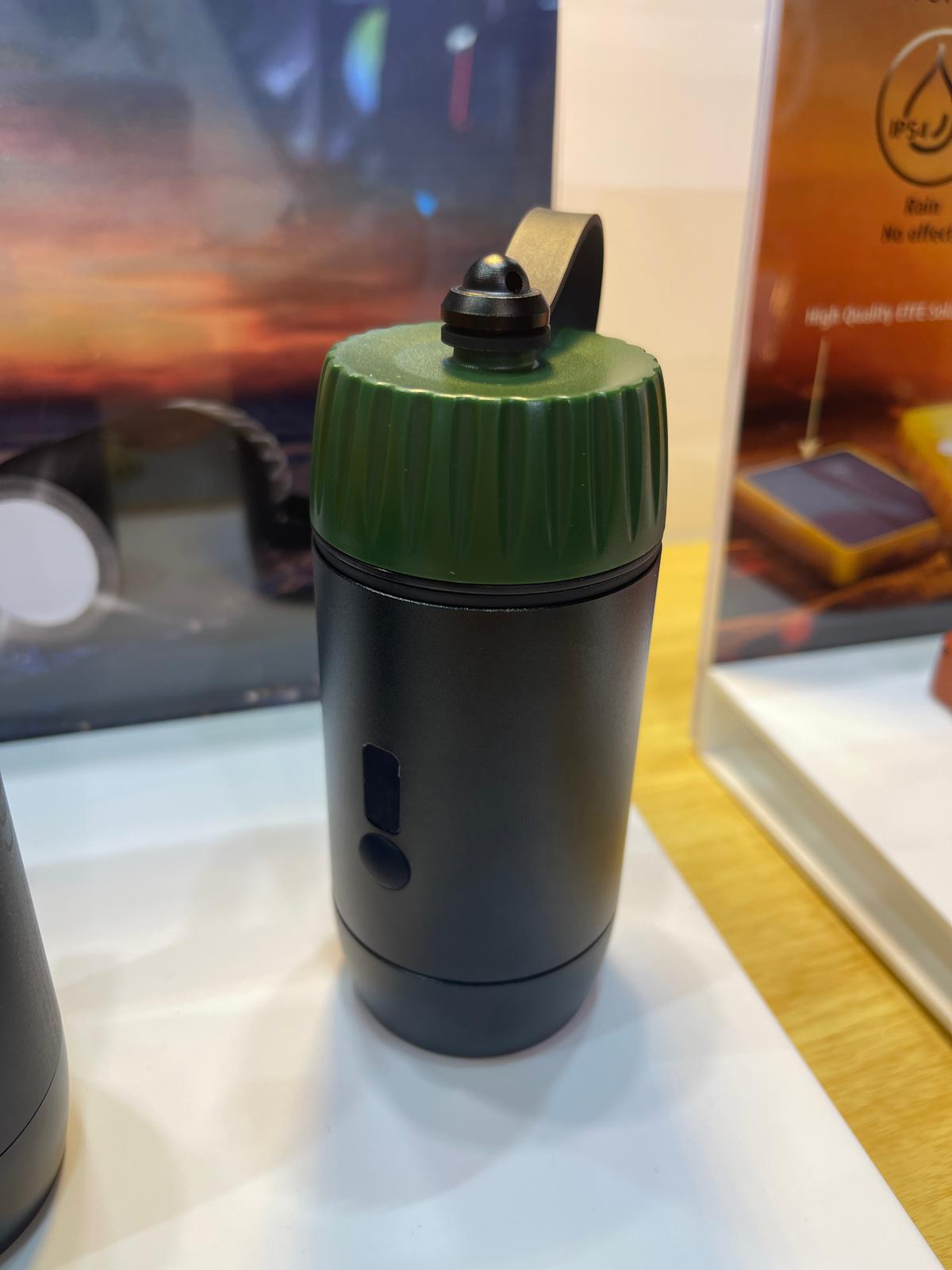 Aluminum Waterproof Power Bank with LED Flashlight