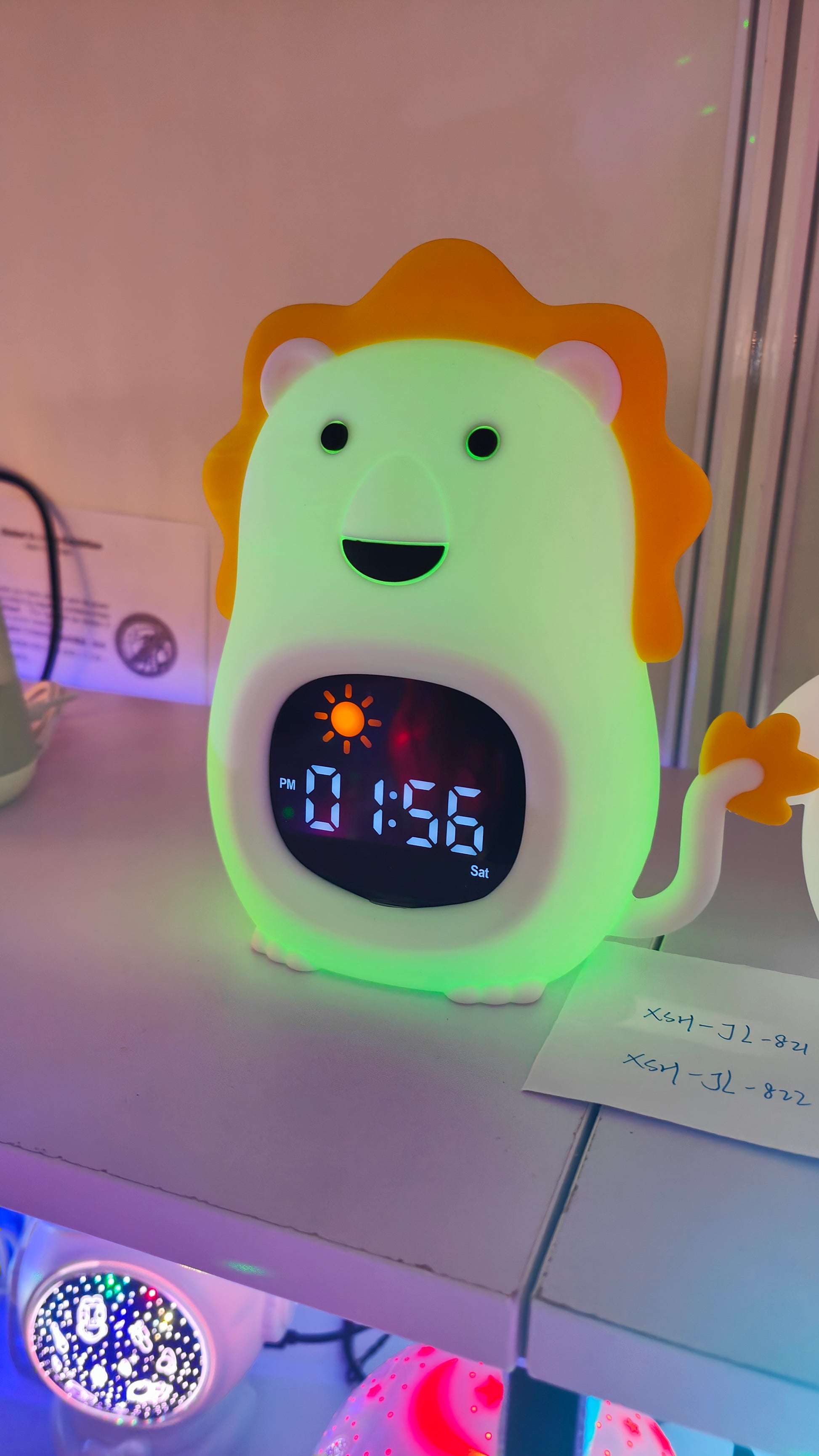 Kids clock radio